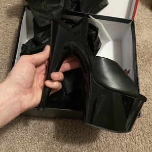 7in Pleaser Heels - Brand New - Black on Black leather